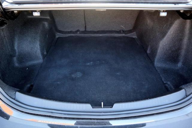 Photo of 2019 Mosaic Black Metallic Chevrolet Malibu