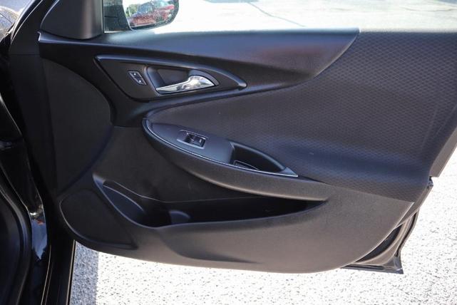 Photo of 2019 Mosaic Black Metallic Chevrolet Malibu