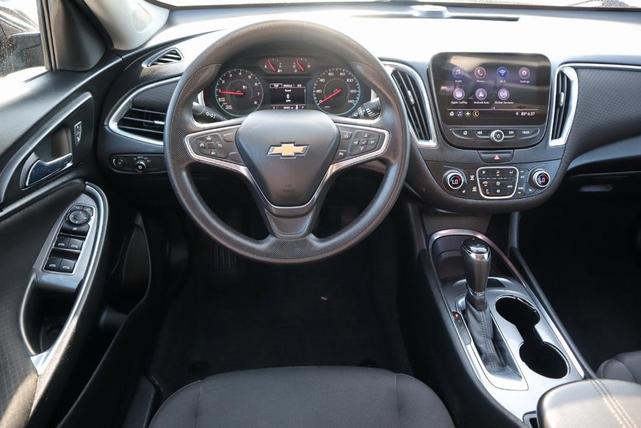 Photo of 2019 Mosaic Black Metallic Chevrolet Malibu
