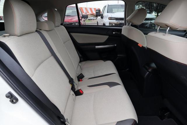 Photo of 2017 Crystal White Pearl Subaru Crosstrek