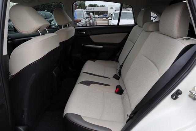 Photo of 2017 Crystal White Pearl Subaru Crosstrek