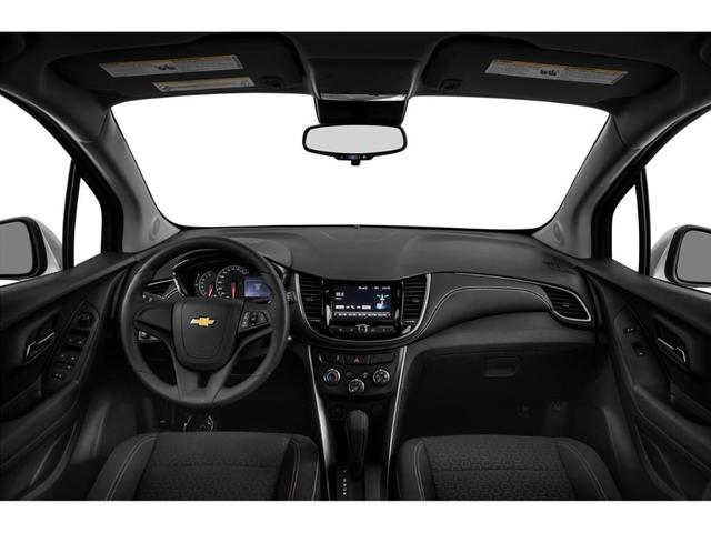 Photo of 2018 Silver Ice Metallic Chevrolet Trax