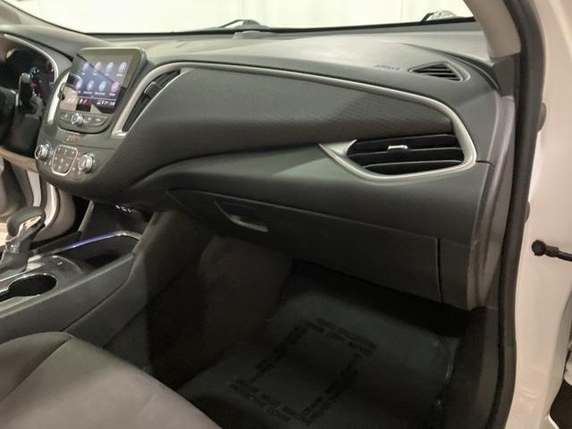 Photo of 2022 Summit White Chevrolet Malibu