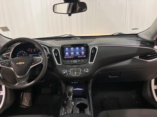 Photo of 2022 Summit White Chevrolet Malibu