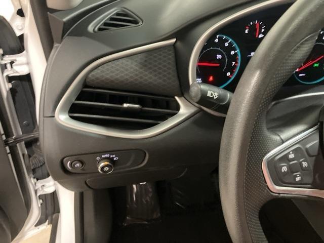 Photo of 2022 Summit White Chevrolet Malibu