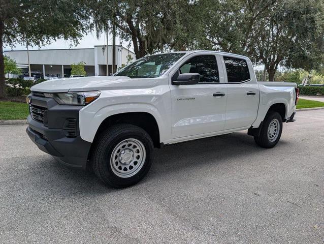 Photo of 2026 Summit White Chevrolet Colorado