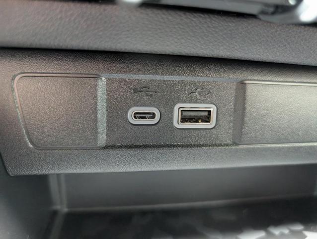Photo of 2026 Summit White Chevrolet Colorado