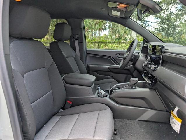 Photo of 2026 Summit White Chevrolet Colorado