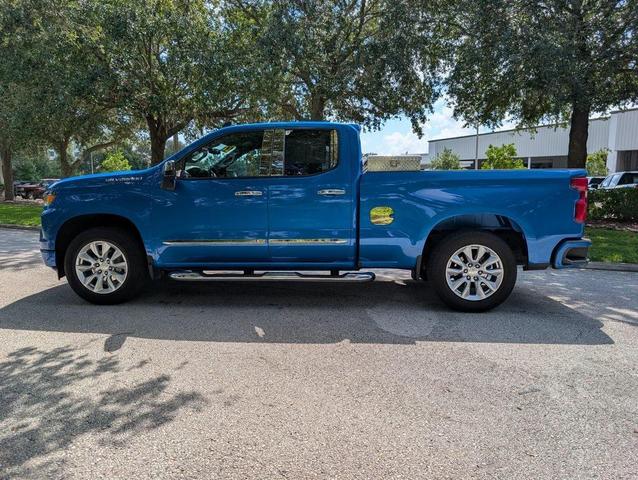 Photo of 2022 Glacier Blue Metallic Chevrolet Silverado 1500