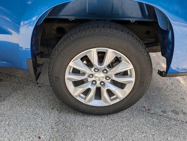 Photo of 2022 Glacier Blue Metallic Chevrolet Silverado 1500