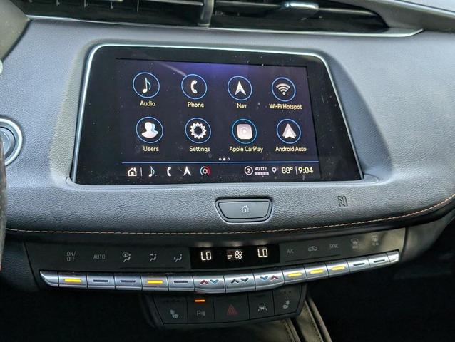 Photo of 2021 Crystal White Tricoat Cadillac XT4