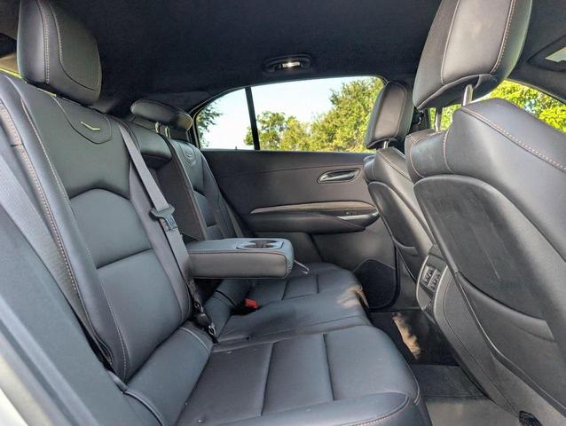 Photo of 2021 Crystal White Tricoat Cadillac XT4