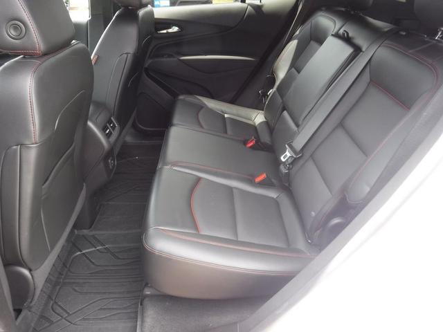 Photo of 2024 Iridescent Pearl Tricoat Chevrolet Equinox