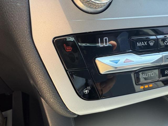 Photo of 2021 Gray Ford Explorer