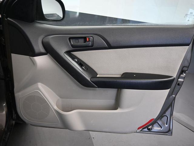 Photo of 2011 Bronze Kia Forte