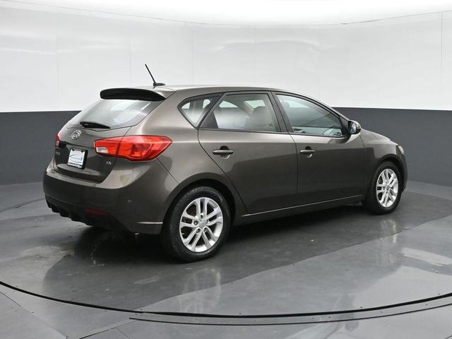 Photo of 2011 Bronze Kia Forte