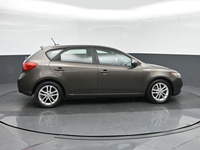 Photo of 2011 Bronze Kia Forte