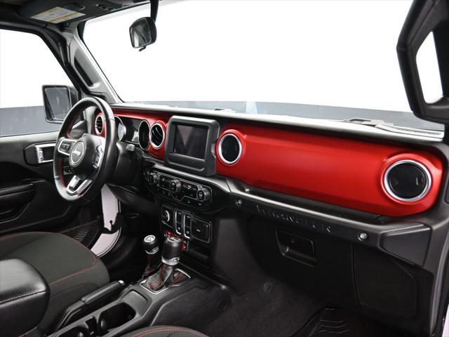 Photo of 2021 Bright White Clearcoat Jeep Wrangler