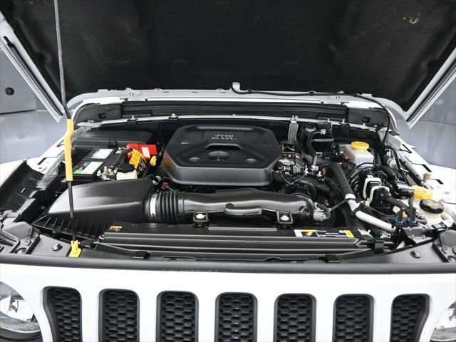 Photo of 2021 Bright White Clearcoat Jeep Wrangler