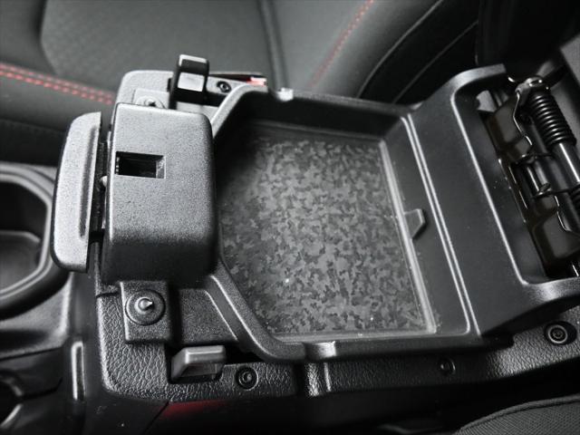 Photo of 2021 Bright White Clearcoat Jeep Wrangler