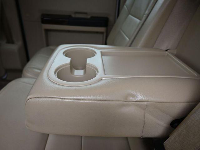 Photo of 2010 White Platinum Metallic Tri-Coat Ford F-250