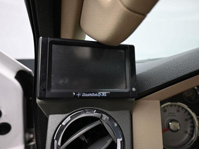 Photo of 2010 White Platinum Metallic Tri-Coat Ford F-250