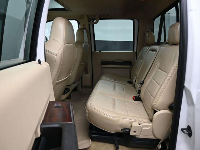 Photo of 2010 White Platinum Metallic Tri-Coat Ford F-250