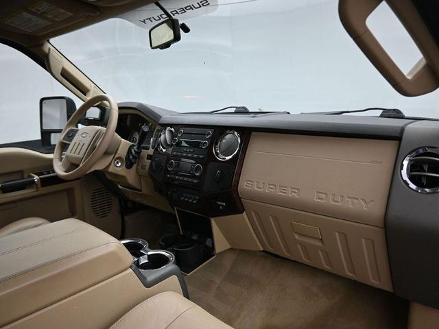 Photo of 2010 White Platinum Metallic Tri-Coat Ford F-250
