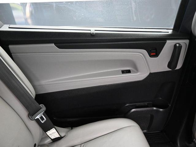 Photo of 2019 Pacific Pewter Metallic Honda Odyssey