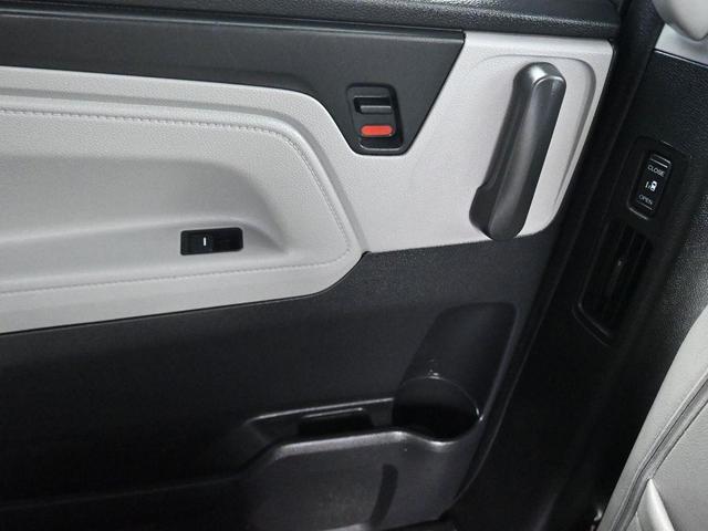 Photo of 2019 Pacific Pewter Metallic Honda Odyssey