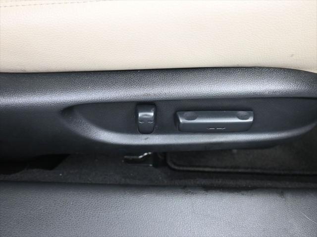 Photo of 2016 White Orchid Pearl Honda Accord