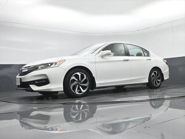 Photo of 2016 White Orchid Pearl Honda Accord