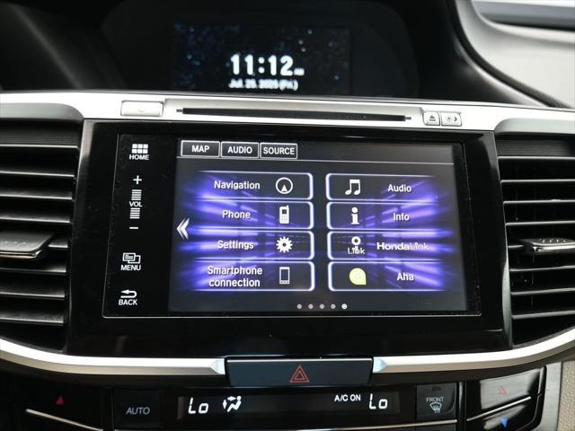 Photo of 2016 White Orchid Pearl Honda Accord