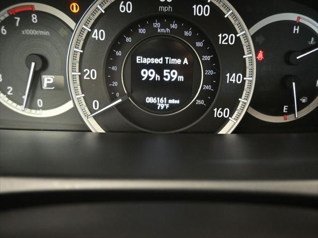 Photo of 2016 White Orchid Pearl Honda Accord