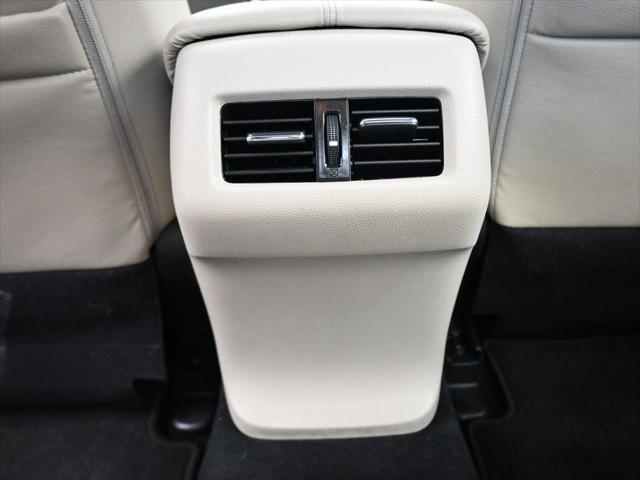Photo of 2016 White Orchid Pearl Honda Accord