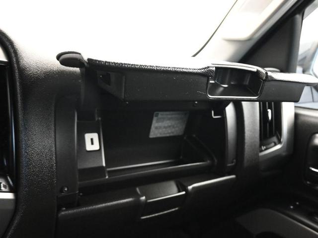 Photo of 2019 Graphite Metallic Chevrolet Silverado 1500