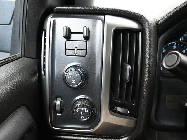 Photo of 2019 Graphite Metallic Chevrolet Silverado 1500