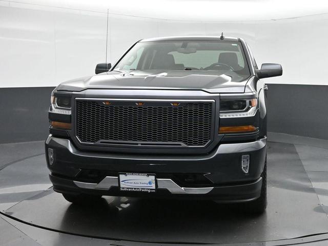Photo of 2019 Graphite Metallic Chevrolet Silverado 1500