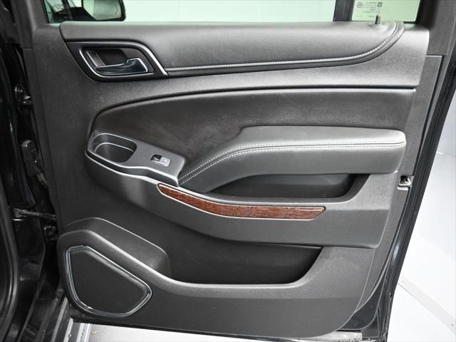 Photo of 2020 Onyx Black GMC Yukon XL