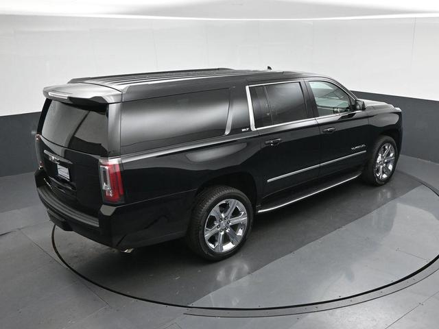 Photo of 2020 Onyx Black GMC Yukon XL