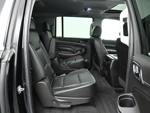 Photo of 2020 Onyx Black GMC Yukon XL