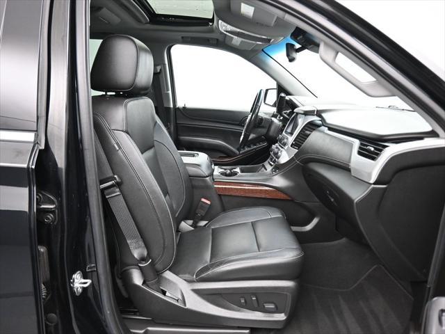 Photo of 2020 Onyx Black GMC Yukon XL