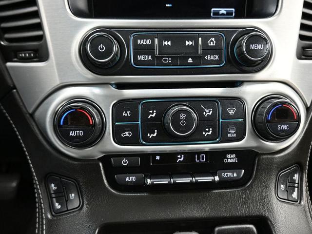 Photo of 2020 Onyx Black GMC Yukon XL