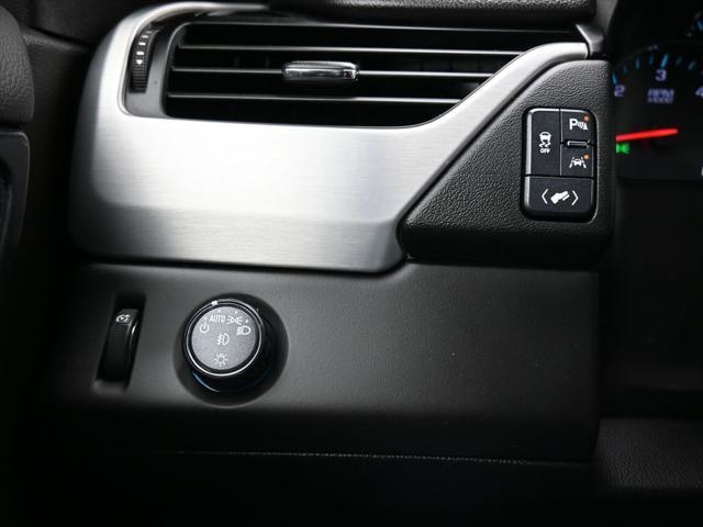 Photo of 2020 Onyx Black GMC Yukon XL