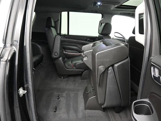 Photo of 2020 Onyx Black GMC Yukon XL