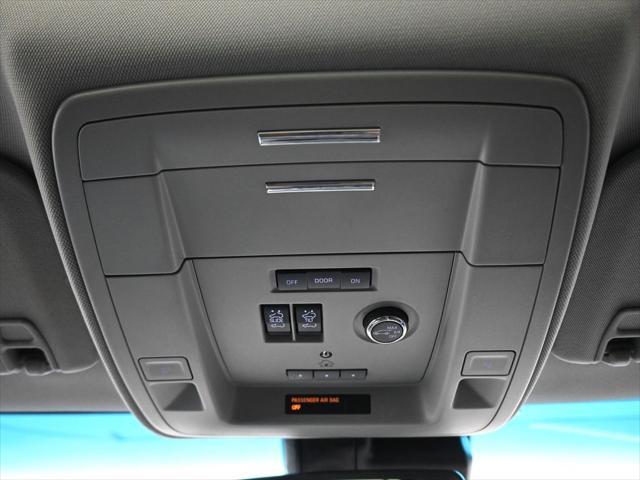 Photo of 2020 Onyx Black GMC Yukon XL