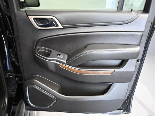 Photo of 2018 Onyx Black GMC Yukon XL
