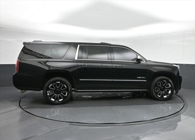 Photo of 2018 Onyx Black GMC Yukon XL