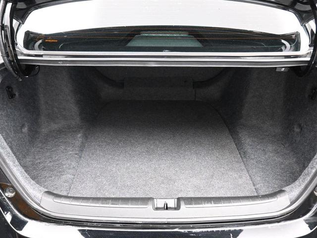 Photo of 2021 Crystal Black Pearl Honda Accord