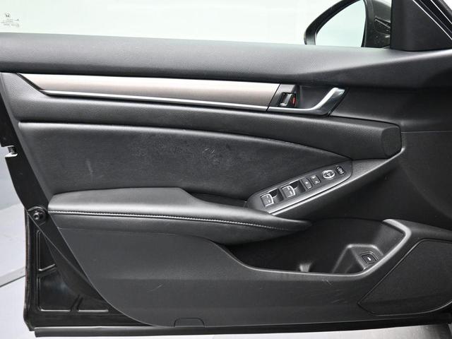 Photo of 2021 Crystal Black Pearl Honda Accord